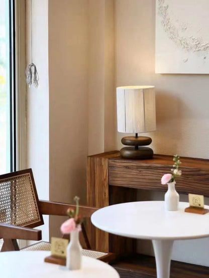 Silent Wind Solid Wood Table Lamp Designer Creative Walnut Color Living Room, Study, Bedroom, Bedhead, Japanese Atmosphere Tab